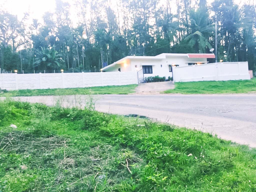 Little Bungalow Holiday Home